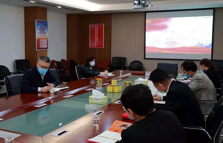 广药集团总司理杨军到白云山必发7790公司调研